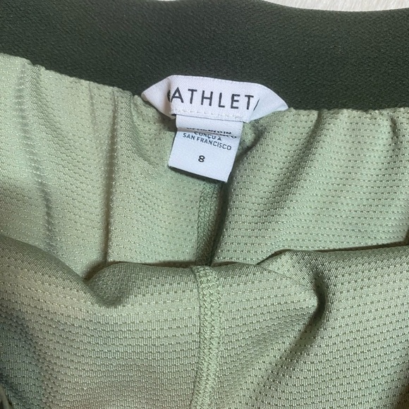 Athleta Vienna Cargo Skort in Olive and Eucalyptus Green - Picture 6 of 11